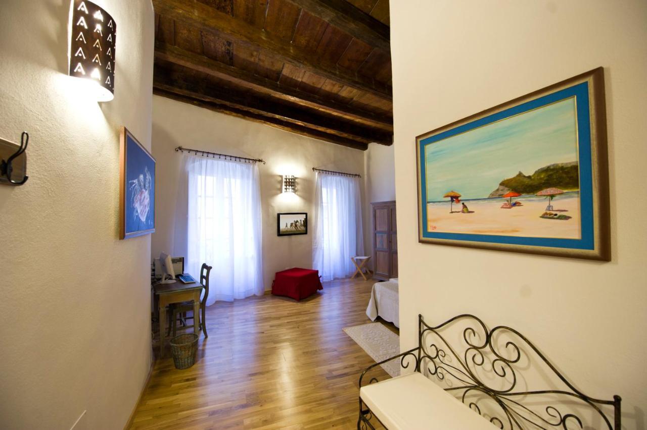 Castelletto Suites Cagliari Habitación foto